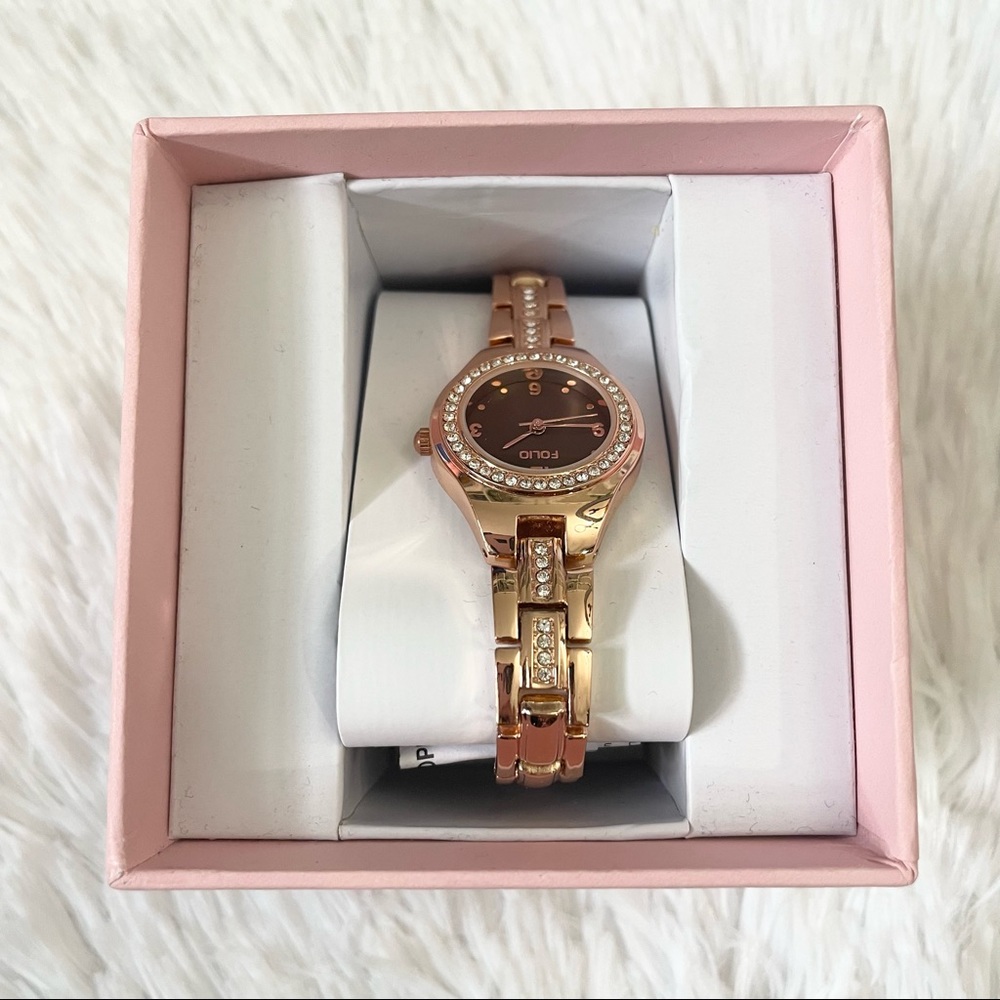 NWT Rose gold Folio watch with silver sequins in pink box - Picture 4 of 6